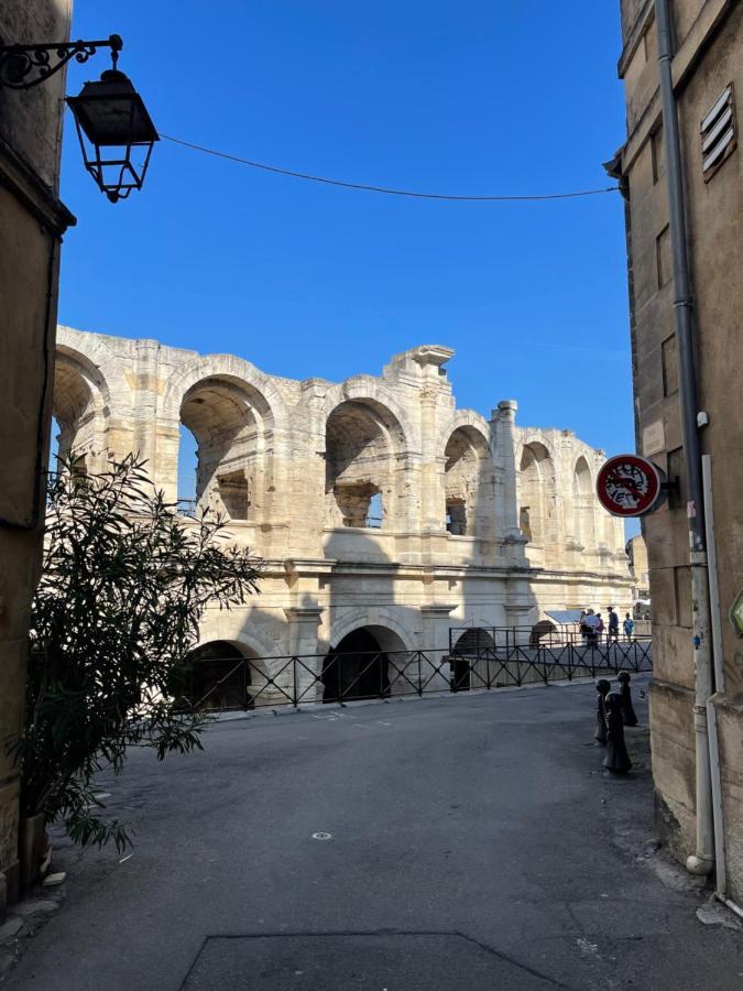 Apartamento Duplex Avec Vue Sur Les Arenes Arlés Exterior foto